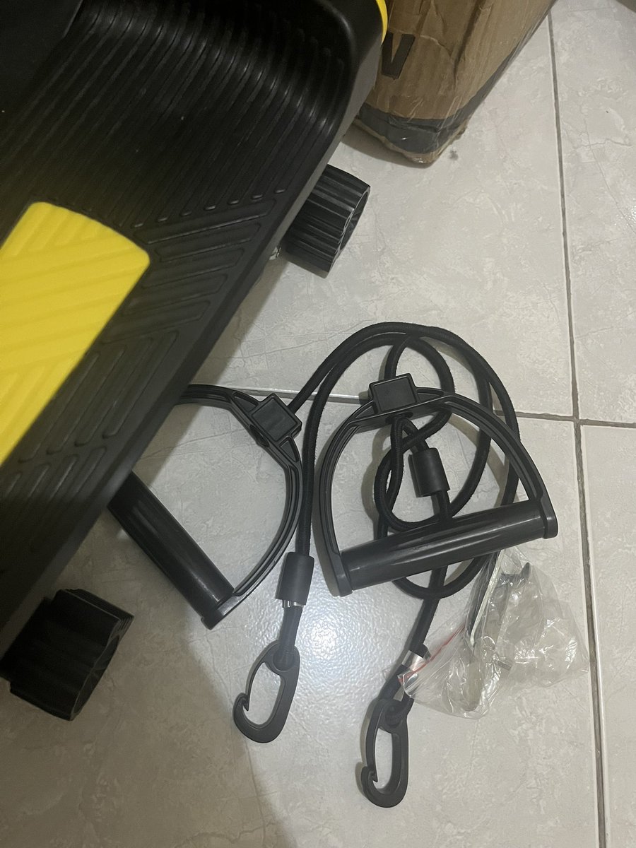 mcdflury's tweet image. Wts #wts #zonauang mau jual mini stepper (300k aja, harga asli 392k)  karena mau pindahan dan gak memungkinkan buat di angkut, baru beberapa kali dipakai dan kondisi masih bagus 
Note: warga jogja diutamakan