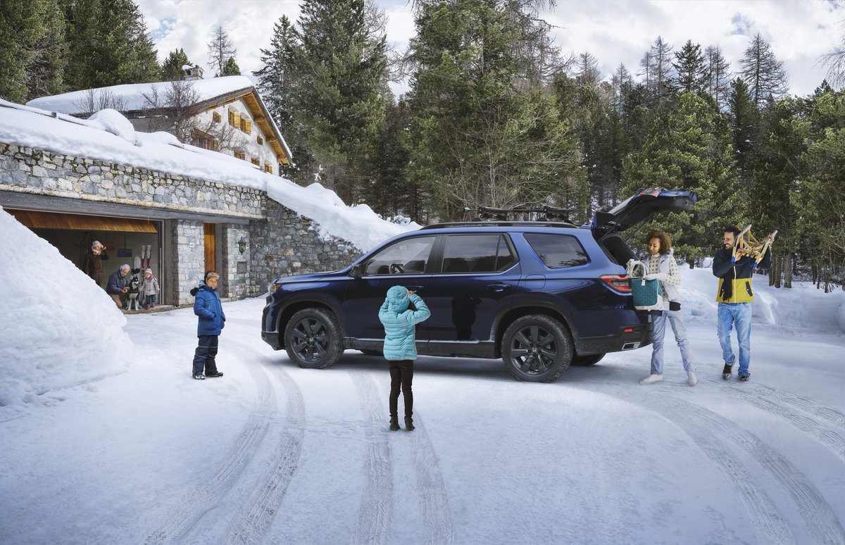 We have one of the largest selections of new full-size Honda #Pilot SUVs in Western Connecticut! Experience room for the whole family this holiday season at Honda of Westport!🚙🎁 bit.ly/4iB5vlx