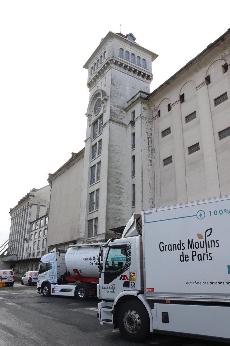 🚛 À Bordeaux Bastide, les livraisons deviennent électriques !

entreprise.grandsmoulinsdeparis.com/actualites/ent…

#Bordeaux #BordeauxBastide #BordeauxMétropole #TransitionÉcologique #MobilitéDurable #CamionsÉlectriques #GrandsMoulinsDeParis #LivraisonVerte
