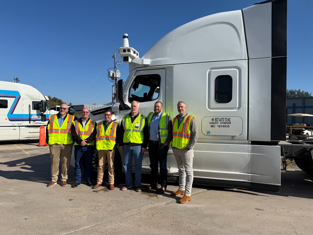 Bot Auto tweet media