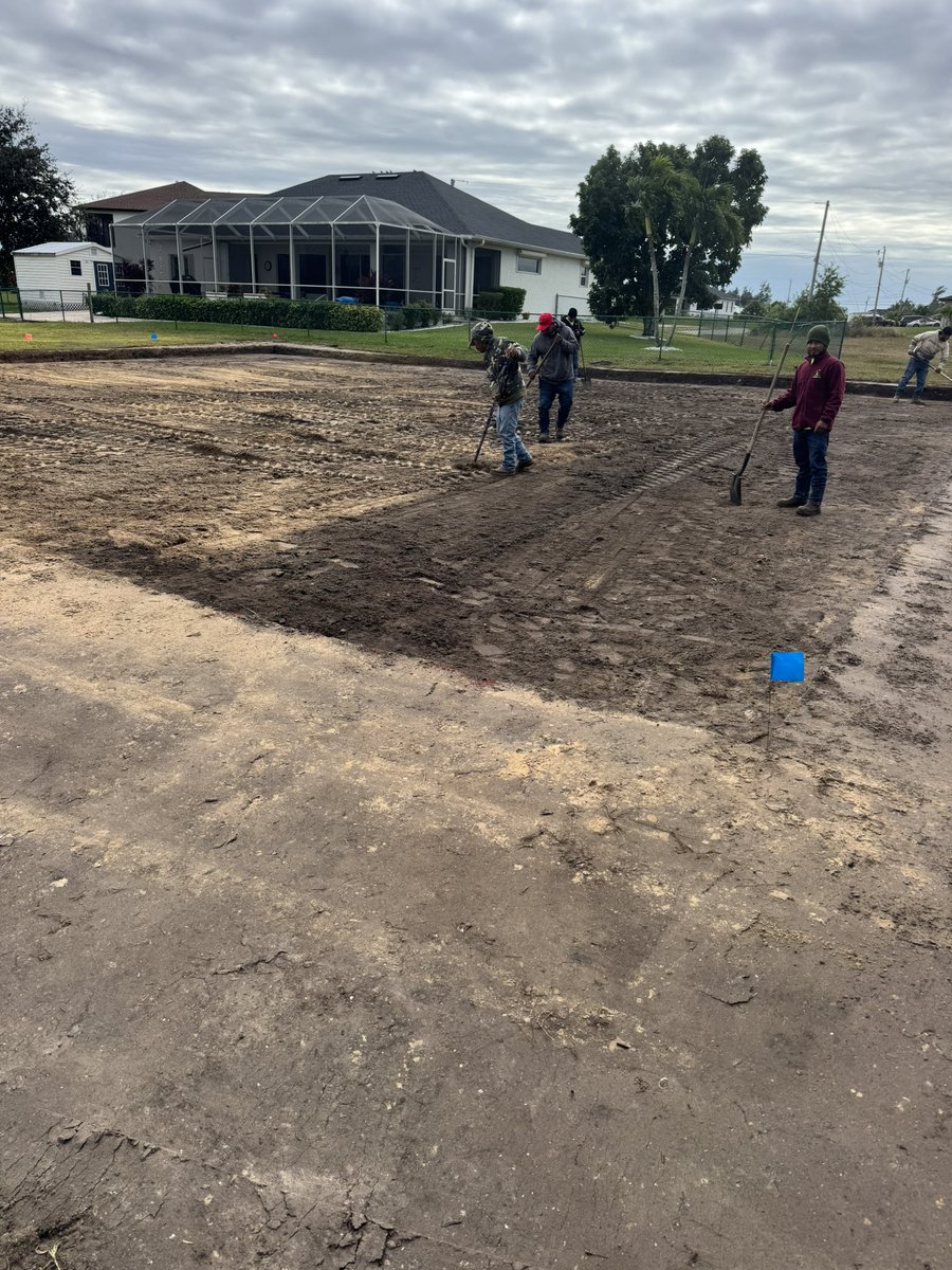 lovingturf's tweet image. It’s getting closer. Will be grassing soon #makingmoves #turflife #swfl #tiffeagle
