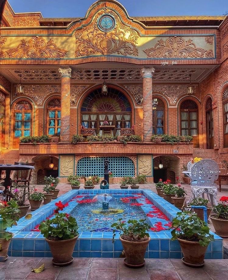 یه گوشه از تهران؛
خانه‌ی پهلوان رزاز | قاجار