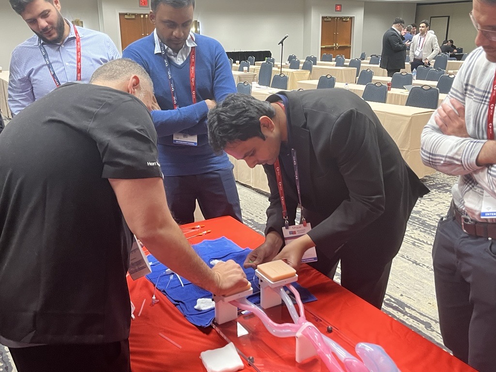 SCAI's tweet image. 🚨 The Impella Essentials Bootcamp is now underway—#SCAIFellows are diving deep into real-world data to guide use of mechanical circulatory support (#MCS) for high-risk #PCI and #CardiogenicShock.

@RajTayalMD @Babar_Basir @JNJMedTech
