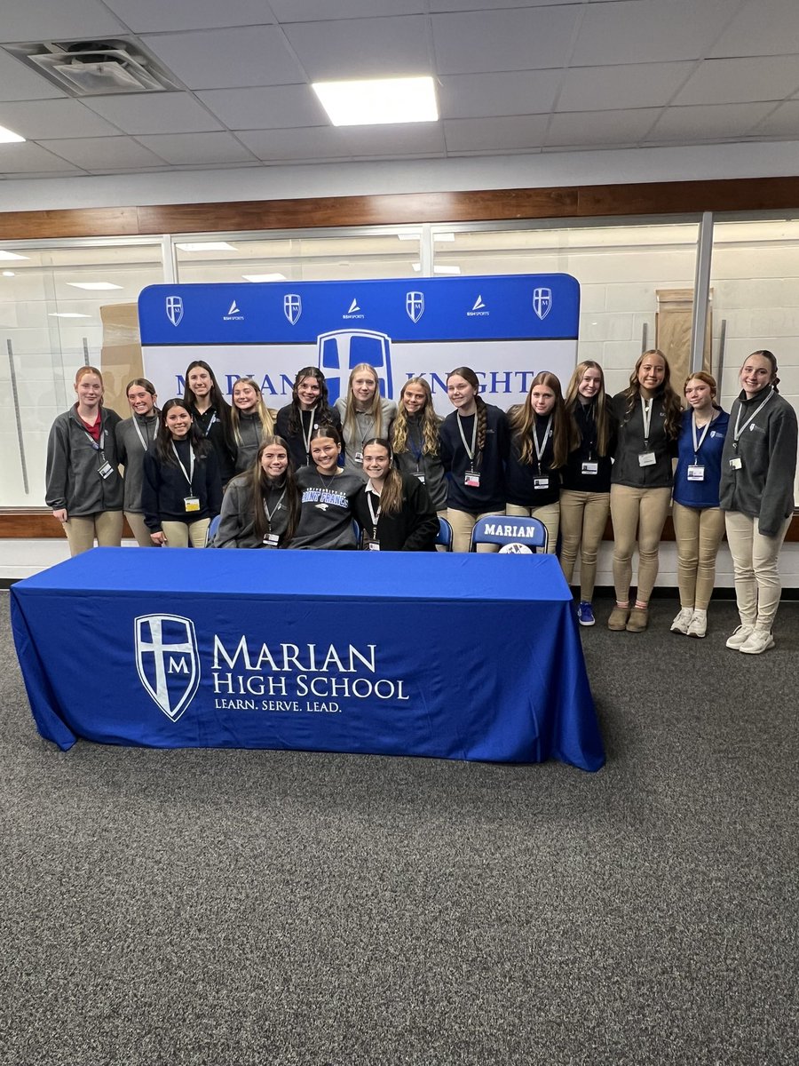 MLadyKnights's tweet photo. Congrats Sydney Reed on signing with @USFWSOCCER ! We are so excited to see you continue your ⚽️ and Academic journey! 

Syd will be playing under the tutelage of former Marian head coach and National Champ at ND, @KenNuber !

@marianhssports https://t.co/h4eCqYHIZG