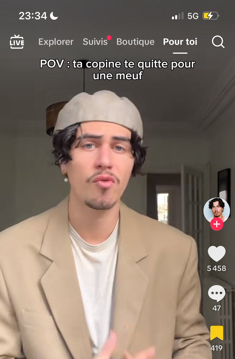 Cercueildestars's tweet image. MDRRR enft ce qui m’a choqué le plus c’est que y’a aucun com pour le traiter de looser