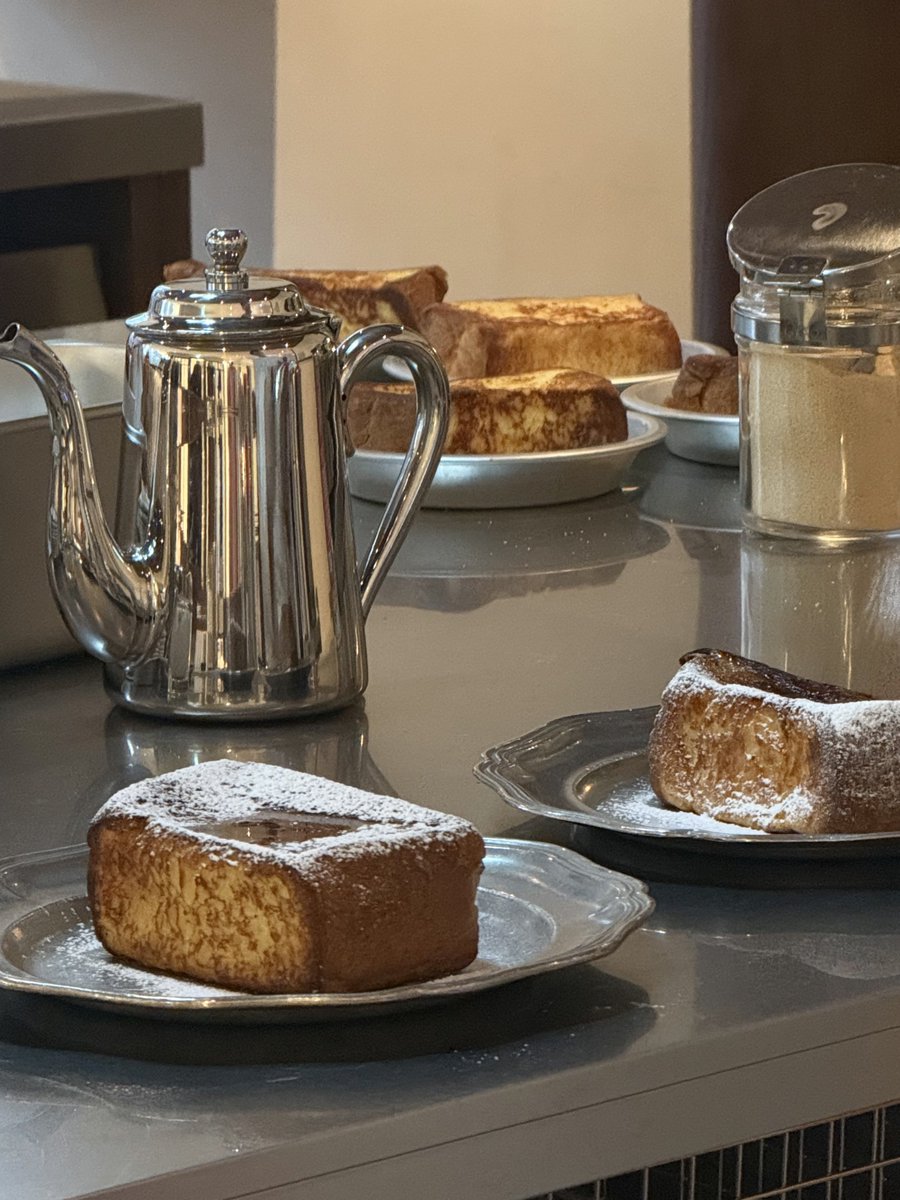 endomamesoup's tweet image. 이른 아침 먹는 황홀한 프토와 아메리카노