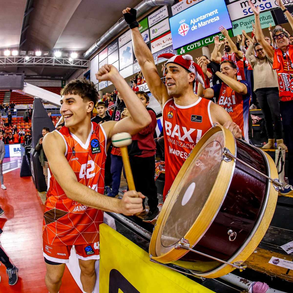 BasquetManresa's tweet image. 🥁 𝐸𝑙 𝑛𝑜𝑖 𝑑𝑒𝑙 𝑟𝑒̀𝑐𝑜𝑟𝑑 𝑎𝑙 𝑏𝑜𝑚𝑏𝑜
🔖 Gerard Fernández, debutant més jove de la història en competició europea del BAXI #Manresa.
😏 ... i sí, avui també ha anotat un triple.
