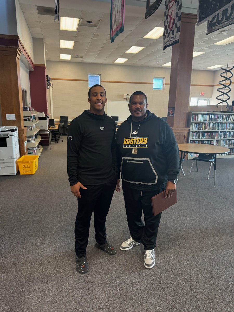 Appreciate <a href="/KiyoshiHarris/">Coach Kiyoshi Harris</a> from GCCC stopping by today! Had a great conversation!