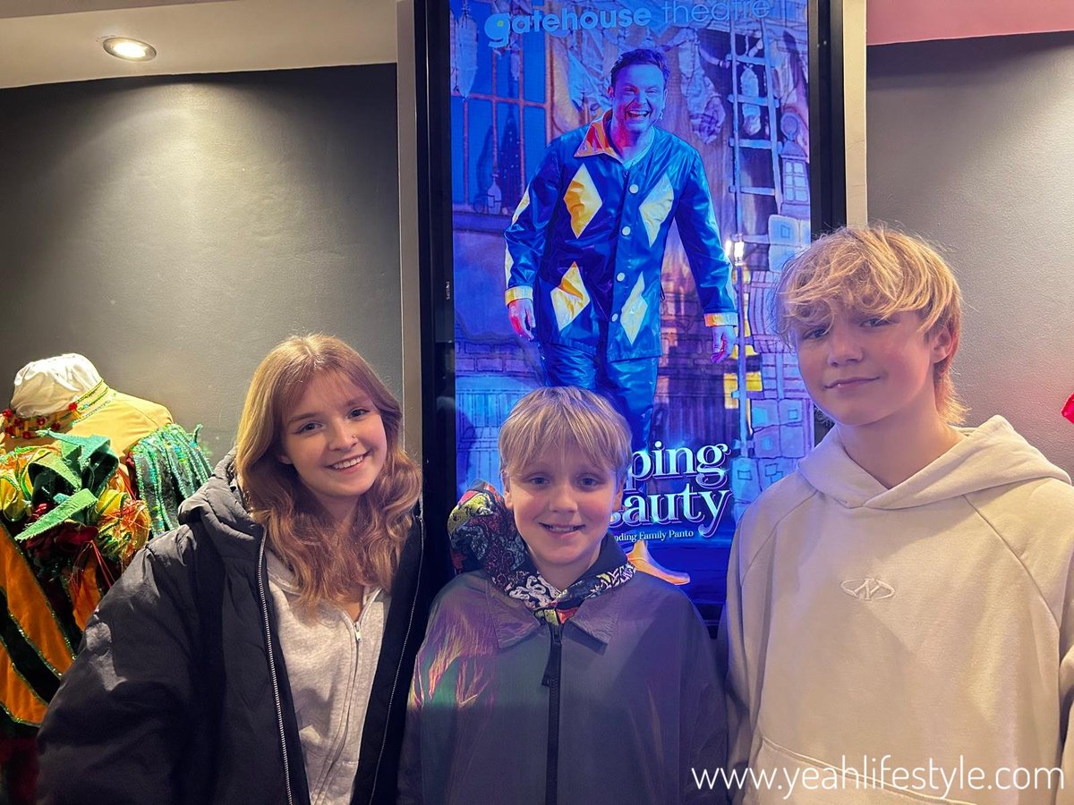 yeahlifestyle's tweet photo. Sleeping Beauty #panto at @Staff_Gatehouse #Theatre has been a super fun night, that’s thrown our #family into much needed #Christmas magic! 

We’ve come away feeling suitably #festive and happily entertained.

#Stafford @Staffordshire #pantomime #Xmas  #pr #Christmas2025 #blog https://t.co/ykA6XDN8Lv