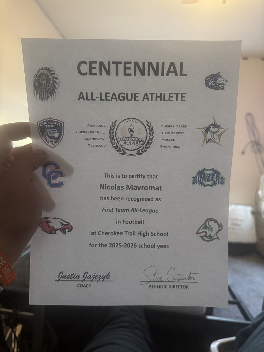 nicomavromat's tweet photo. Blessed to be named First Team All-League athlete in the highest division of Colorado football. Only junior linebacker to make the list. #Blessed @coachjajczyk @coach_terell @TrenchCrewLew @SixZeroAcademy @CoPreps @CoachRosenbaum @CoachPassante https://t.co/zMBz74hGhV