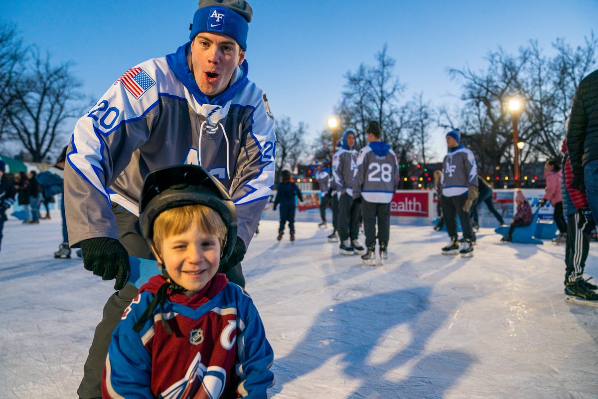 AF_HKY's tweet image. Skate in the park is BACK‼️

See you on Sunday Dec. 28 from 4-5:30 pm at Acacia Park! ⚡️