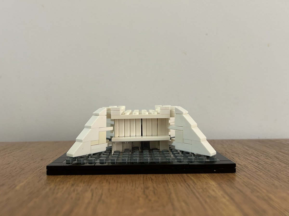 okka5lego's tweet photo. LEGOで手のひらサイズの建築を作ってみる331作品目
武基雄さん
大崎市民会館
古川市民会館
#LEGO #レゴ #建築 #建築模型
#LEGOarchitecture #docomomo https://t.co/ilaBXRlRzX