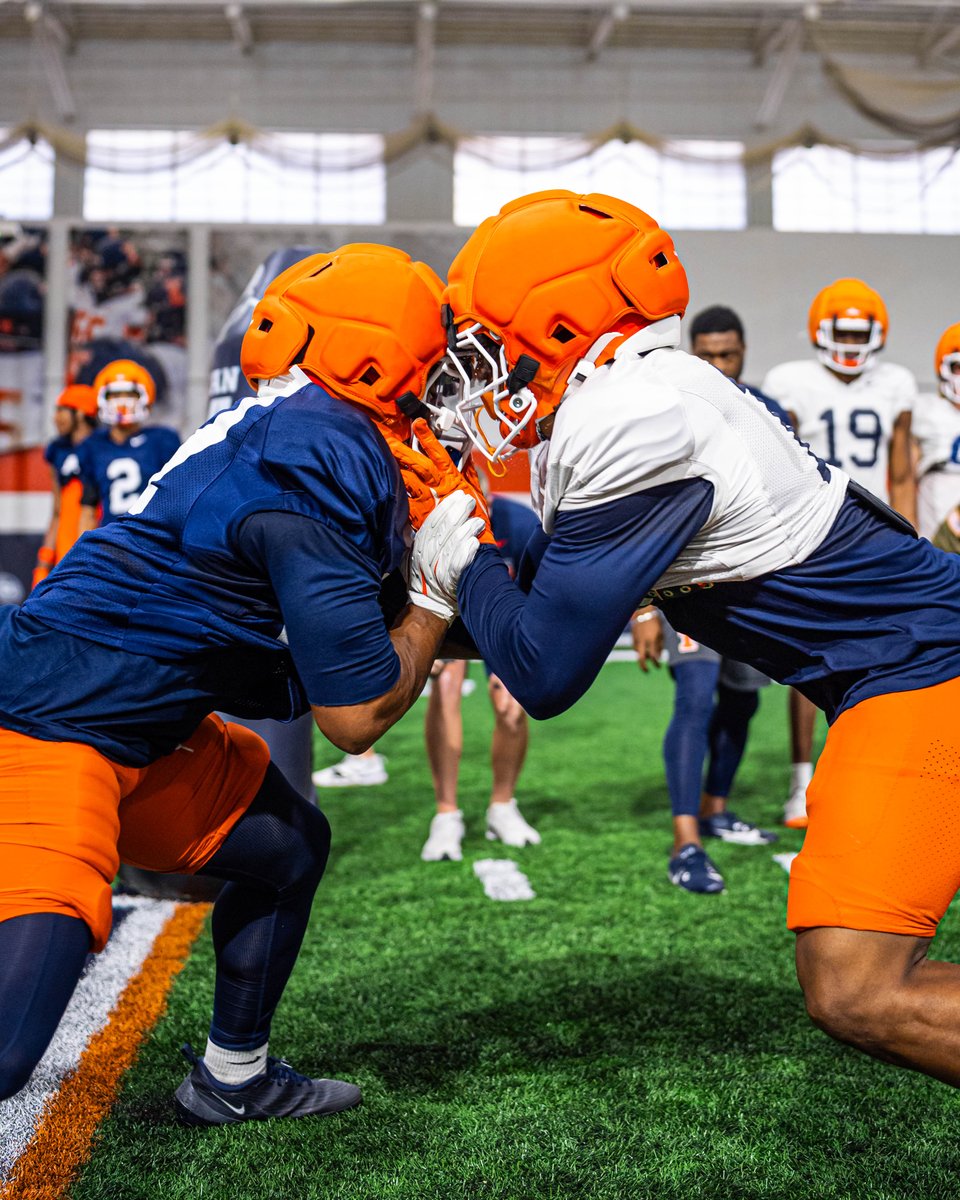 Illinois Football tweet media