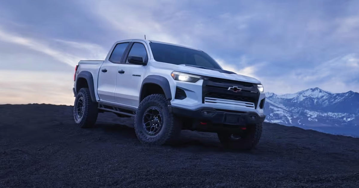 We're here for the car selfies, especially if it involves a Chevrolet. #PenskeChevrolet #Chevrolet