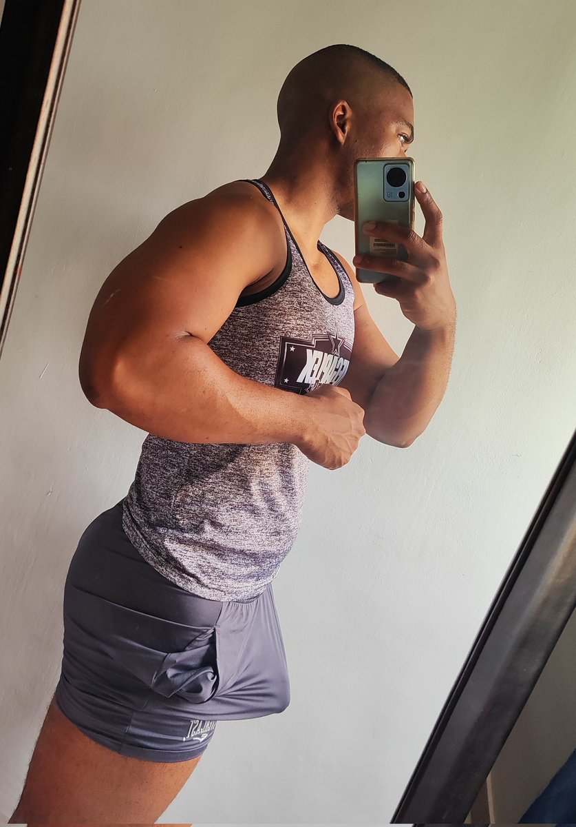 Blackmenx2) / Posts / X