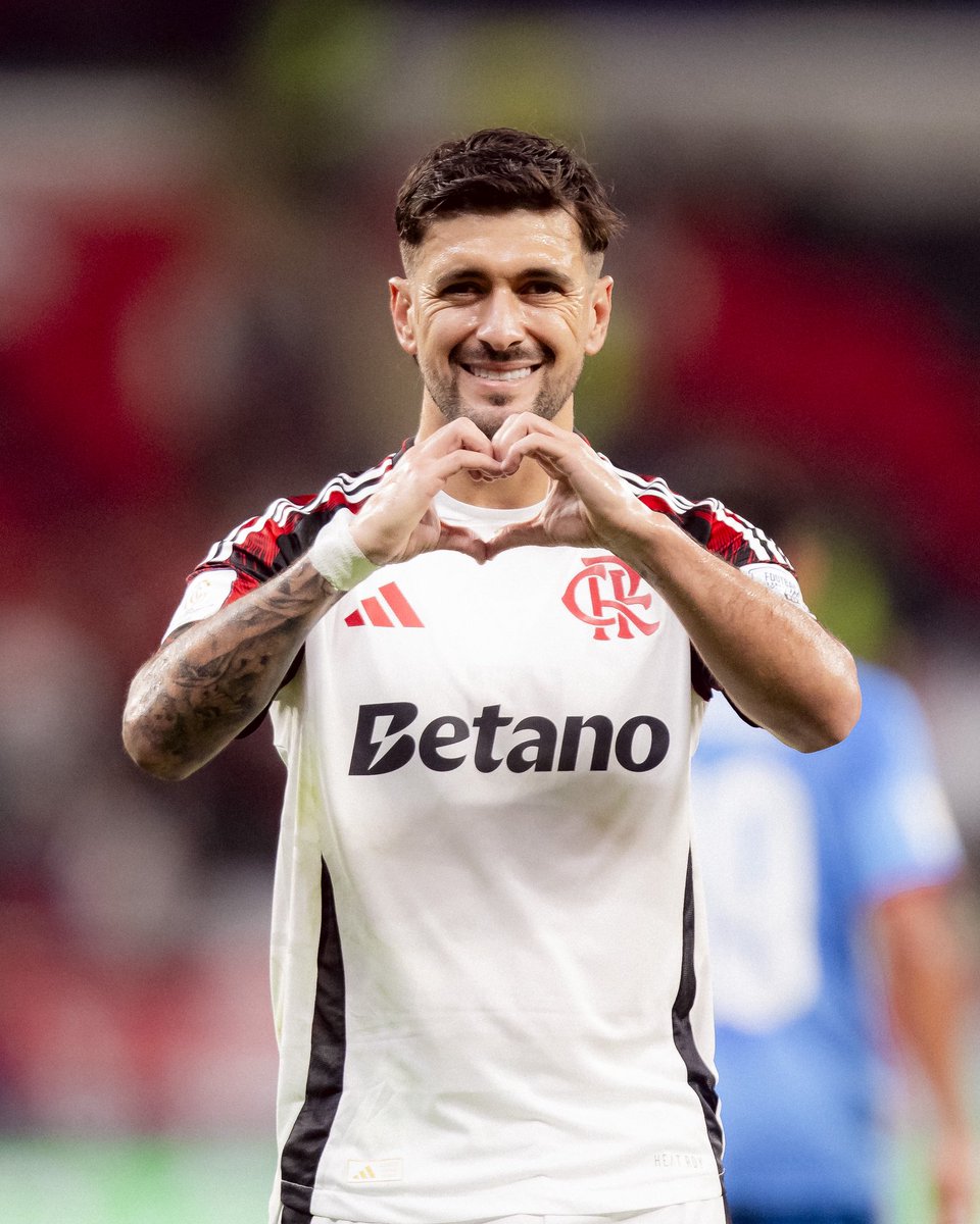 fla_infos's tweet photo. ARRASCAETA O HOMEM QUE MUDOU A HISTÓRIA DO FLAMENGO! https://t.co/wBGpUyilgZ