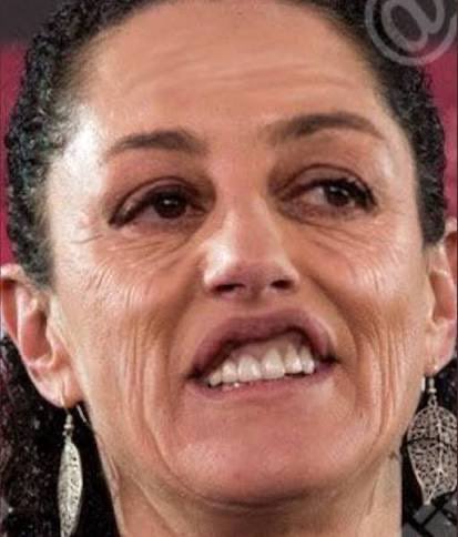 Demócrata / Dictadora