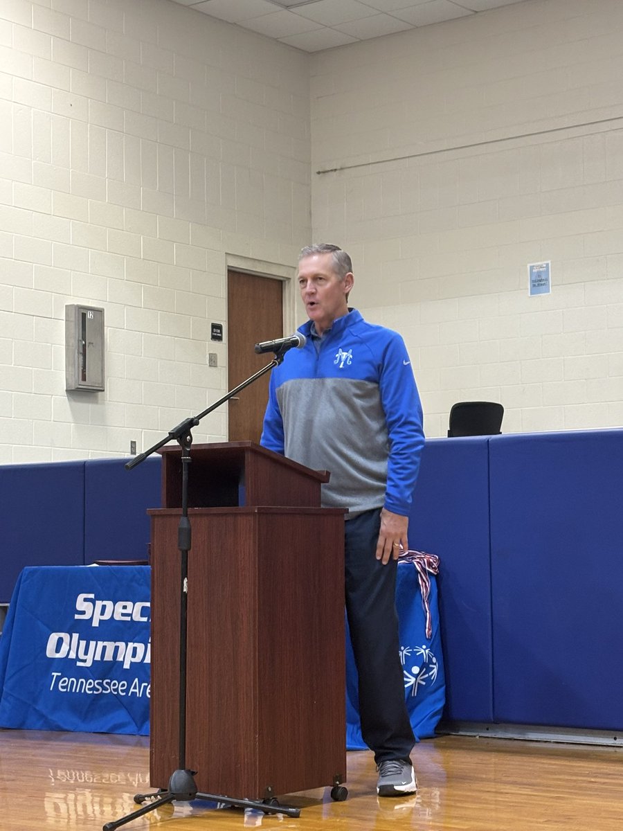 MT_Baseball's tweet photo. Grateful for the opportunity to support the @SpecialOlympics banquet last night. Our players, staff, and Head Coach were honored to celebrate such an inspiring community.

#BLUEnited | #BlueCrew https://t.co/NsUJTRDKmN