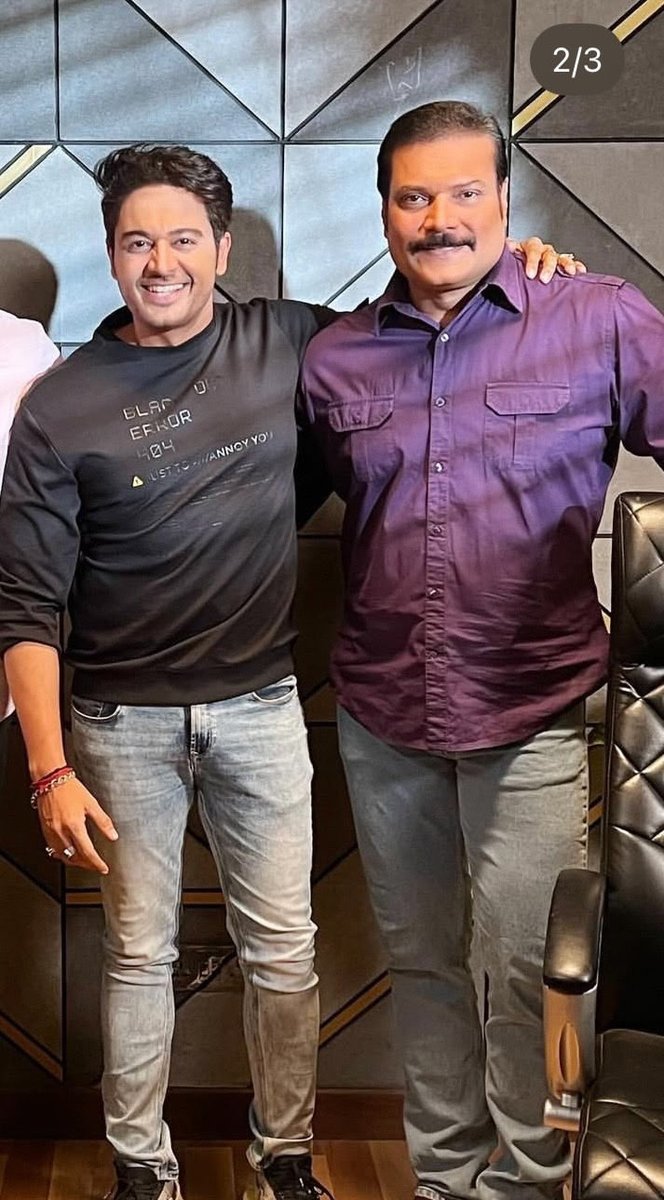 dayaxaditya's tweet image. Happy birthday to GK sir as well 🎂🎁

#Cid #cid2