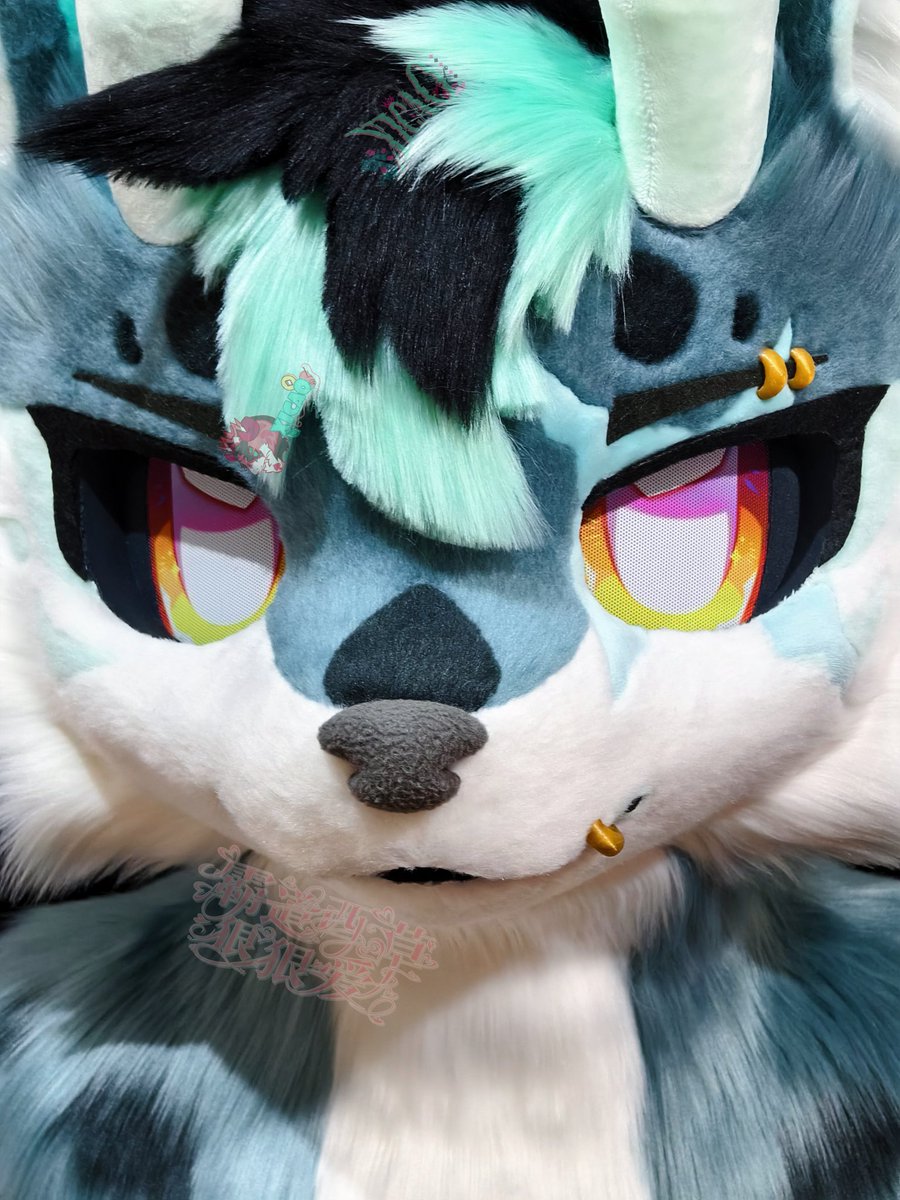 🔔Jingle bells 🔔Jingle bells🔔Jingle all the way 🦌
#Christmas #deer #fursuit #kemono #fursuithead #fursuitforsale #furry