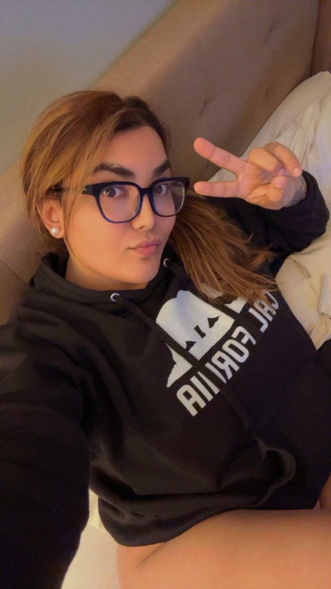 AriColucci92's tweet image. Morning 🩷🩷