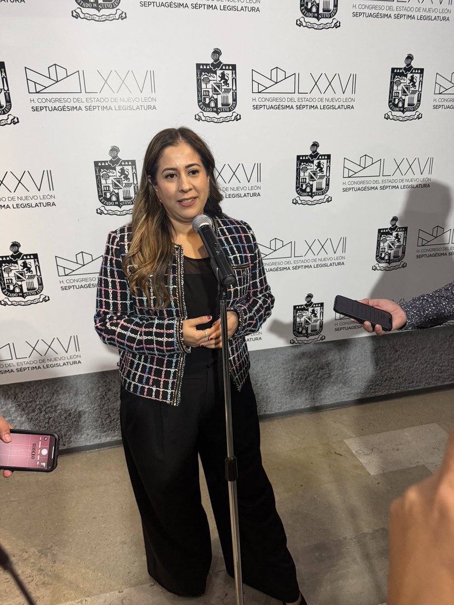 reportecoco's tweet photo. Diputada @BereMartinezD exhorta al Instituto de Movilidad para regular el uso de los scooter que circulan en el área de Monterrey @MorenaNLMX @DiputadosMorena @CongresoNL https://t.co/wzNWaRLrcb