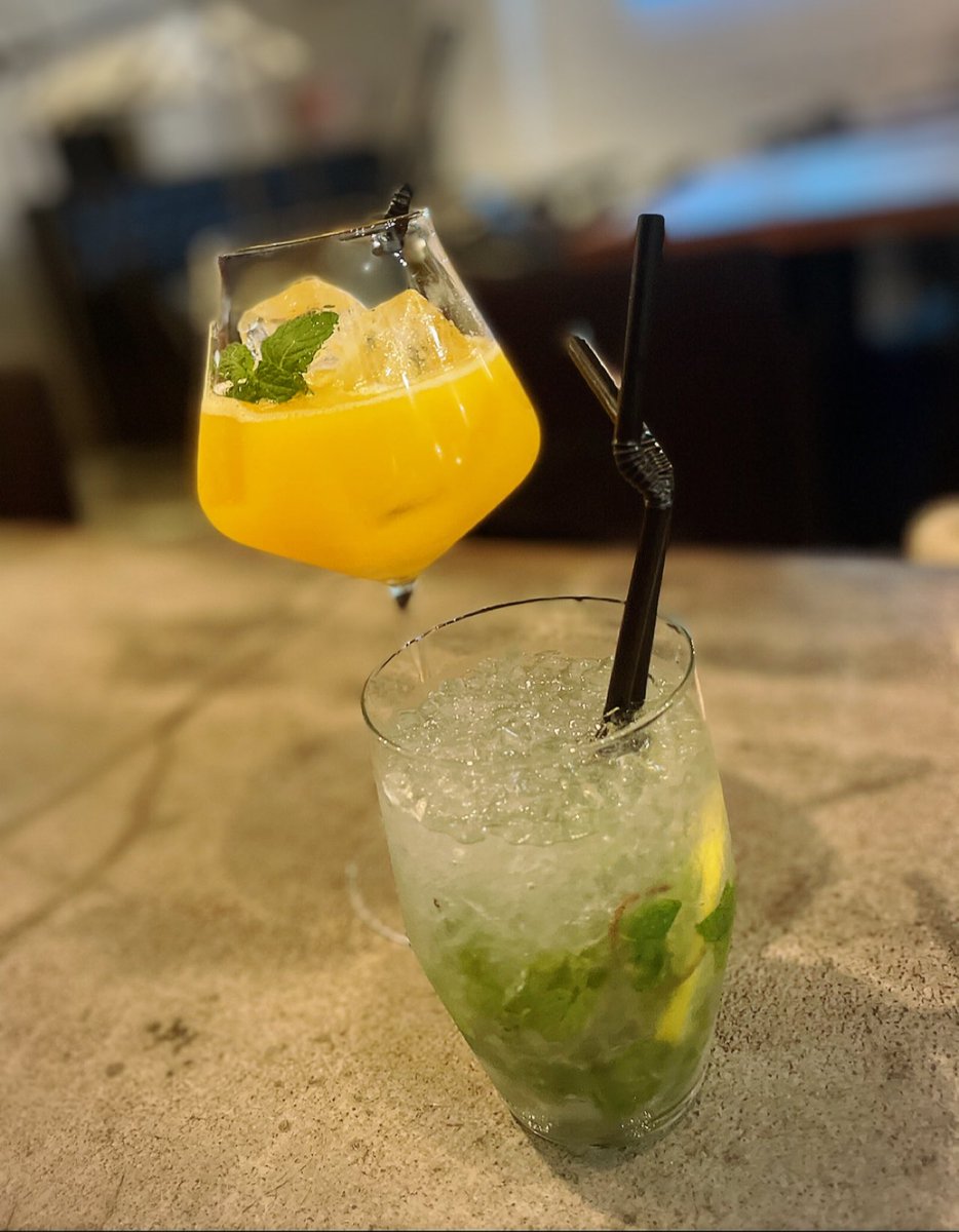 友達と二人で静かに忘年会🩵
外でたら寒くて酔いも覚めて目も覚めました☀️笑