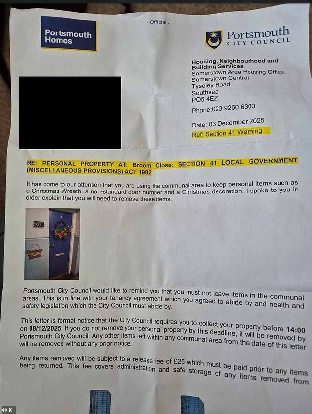TRobinsonNewEra's tweet image. Another day in "Modern England".

This is a letter that Portsmouth Council have been sending to residents, warning they could face fines for putting Christmas wreaths on their front.

Hundreds of letters were sent, warning that wreaths and other decorations must be removed or…