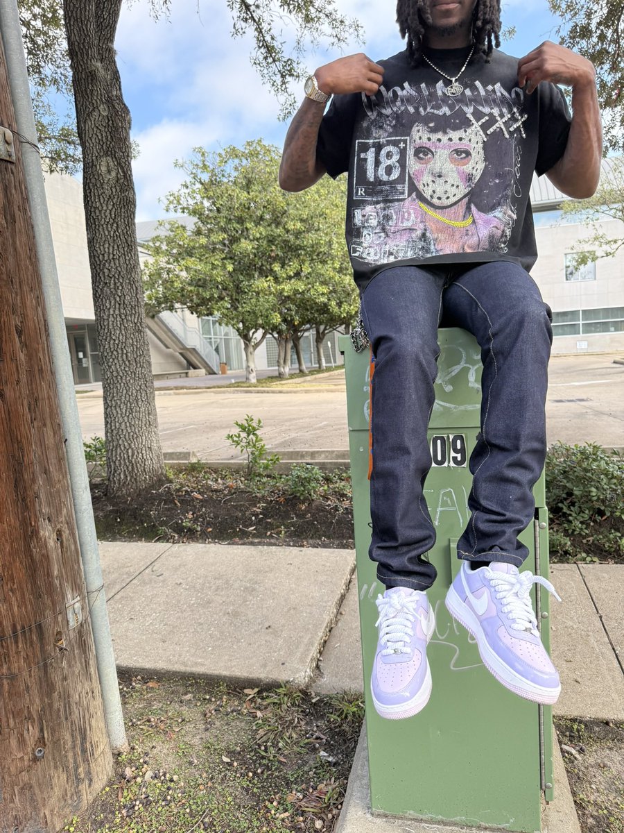 SiahLOF's tweet photo. Go shop 🦅
Link in bio https://t.co/Jm09LxovC5