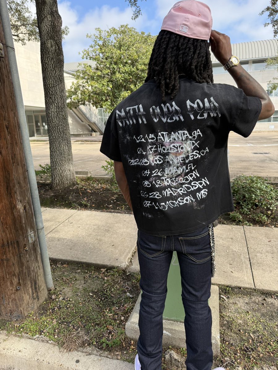 SiahLOF's tweet photo. Go shop 🦅
Link in bio https://t.co/Jm09LxovC5