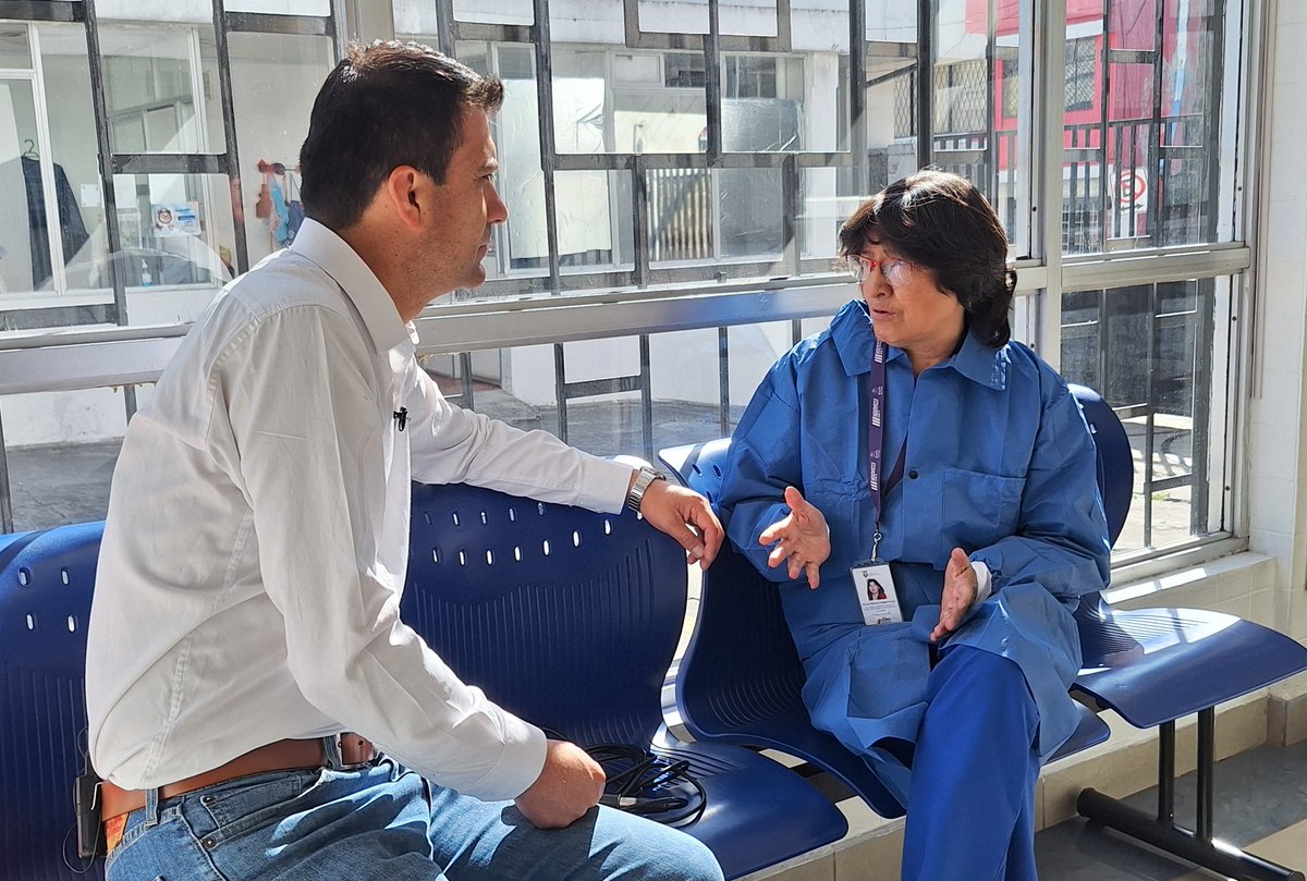 INSPI_ECUADOR's tweet image. #INSPIEnMedios | Hoy el equipo de @tctelevision visitó el INSPI, en Quito, donde conoció diversos espacios como el área de toma de muestras y los laboratorios de toxicología y análisis 🧪🔬

Durante el recorrido conversaron con nuestros profesionales para la elaboración de un…