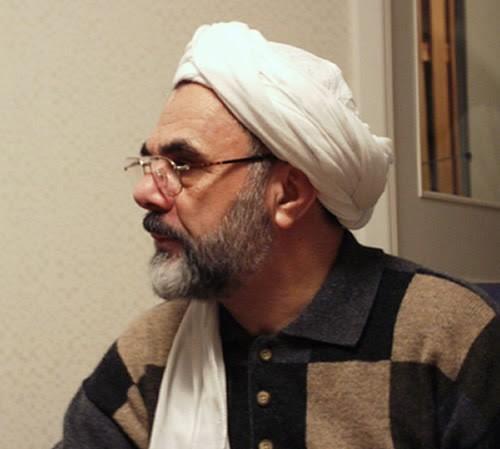 PROF. DR. M. ESAD COŞAN (Rha.) HOCAMIZDAN TAVSİYELER

Size en büyük tavsiyem: Bulunduğunuz dalda vazgeçilmez eleman olmaya çalışın! En yüksek eleman olmaya çalışın! Her şeyi bilmeye çalışın, bilmediğiniz bir şeyin kalmamasına çalışın! Kütüphaneniz ihtisas kütüphanesi olsun... >