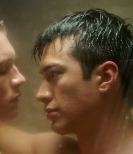 soft4hollanov's tweet image. THE WAY SHANE LOOKS AT ILYA, I NEED TO BE PUT IN TIME OUT FOR MY OWN SAKE