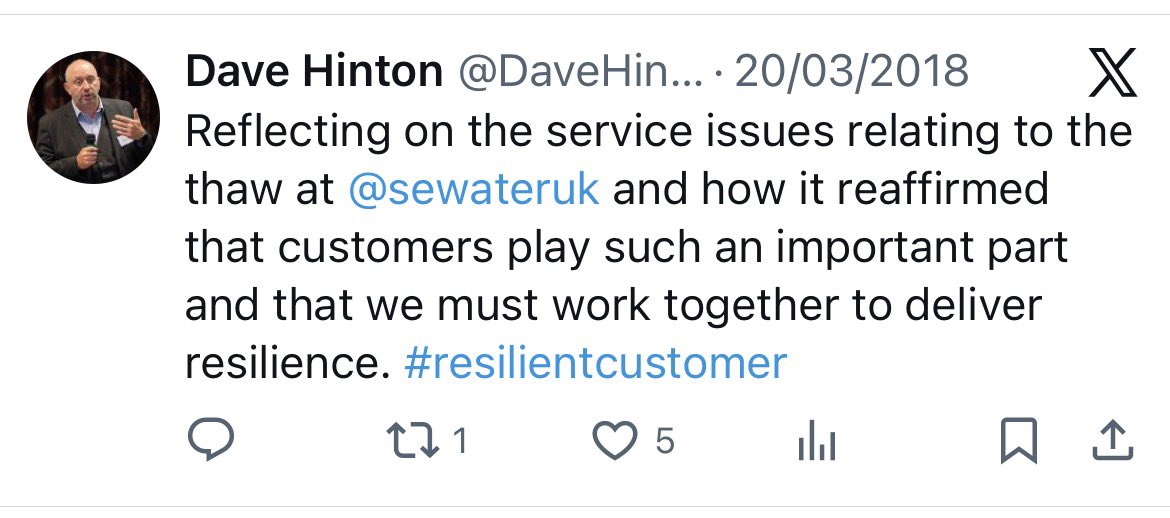 jinkonet's tweet photo. @whazell His first ever tweet… customers are important… but not *that* important… (or maybe he’s just testing our resilience)
#12daysofresilience https://t.co/5XajUEHHp3