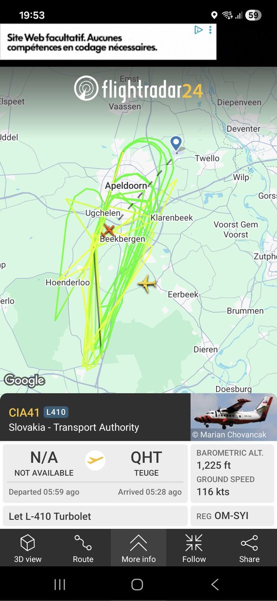 Rolf1979's tweet image. Iemand een idee waarom dit toestel al zo'n 6 uur boven de Veluwe tussen #Arnhem en #Apeldoorn vliegt? #dtv #durftevragen