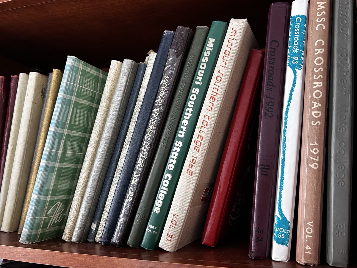 Did you you know MSSU used to produce yearbooks? If you graduated between 1938 -1993, you can access your yearbook online through our Spiva Library online archives!

libguides.mssu.edu/crossroadsyear…

We also have physical copies of yearbooks at our Ralph L. Gray Alumni Center.