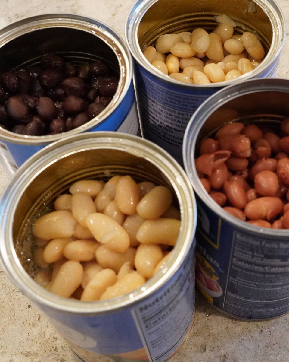 beaninstitute's tweet photo. New evidence shows that adding canned beans to your meals can boost fiber, folate, magnesium, and potassium โ all without adding extra calories or fat.ย
๐ย
Read more: https://t.co/AoeJ5xurkP
ย
#beaninstitute #northarvest #scienceofeating #cannedbeans https://t.co/z6QQE1THWy