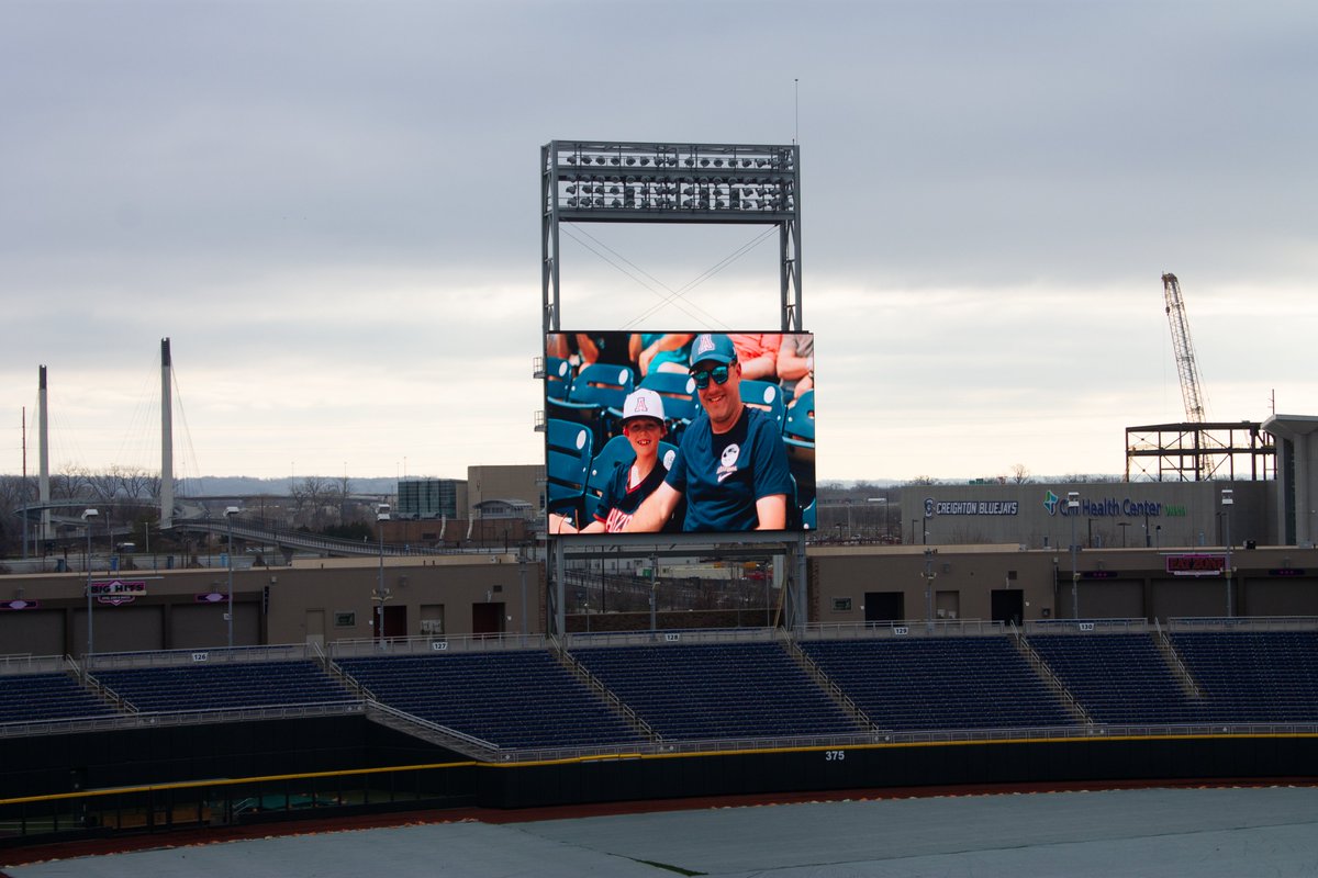 Charles Schwab Field Omaha tweet media
