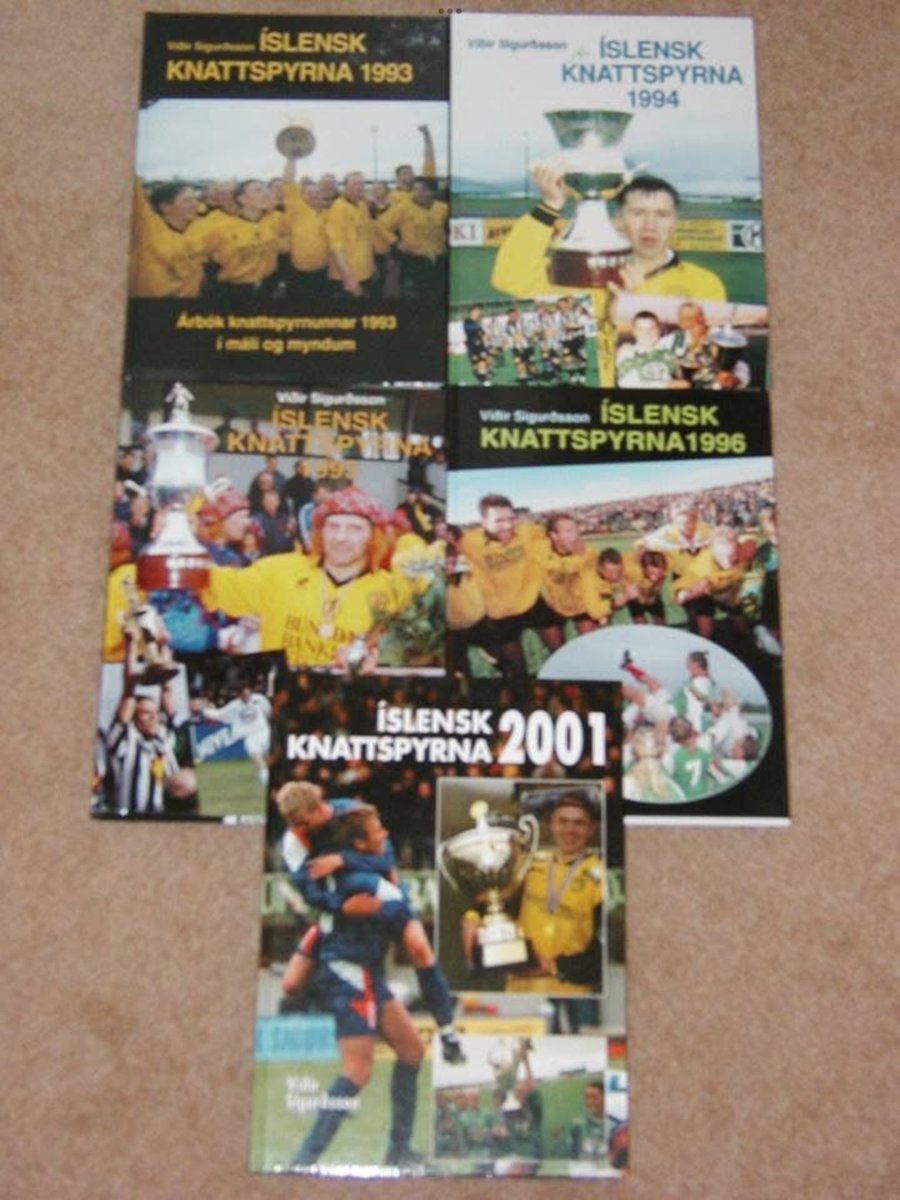 SkagamennUK's tweet photo. 2025 Íslensk Knattsprna went on sale this week😀⚽️
I’ve ordered my copy 

#skagamenn #fullcollection https://t.co/V4Ri3PtkPv