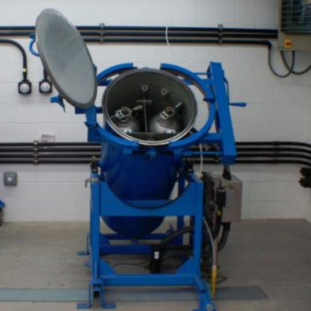 ChlorTainer's tweet photo. We're your trusted resource for comprehensive leak-mitigation technology. At ChlorTainer, we’re dedicated to ensuring the safe use of hazardous chemicals such as chlorine gas, anhydrous ammonia, and sulfur dioxide.
https://t.co/Ag34lz70n1 https://t.co/gOYBFlrhJa