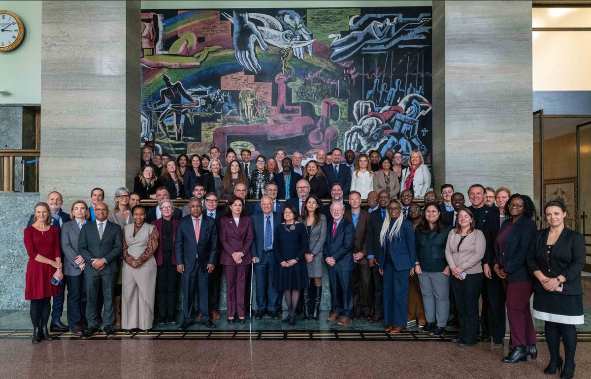 UNDPPA's tweet photo. Election observers are crucial guardians of democratic processes, said USG DiCarlo at today's event marking 20 years of the Declaration of Principles of Principles for International Election Observation.
Her full remarks: https://t.co/2Ib2mK7CLv
#DoP20 https://t.co/h5lHhzqeWD
