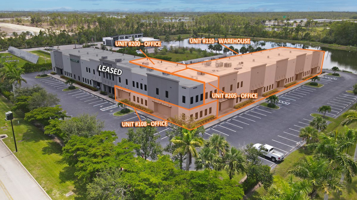LQCommercial's tweet image. Now #Leasing near RSW Airport 🛫 

#Office, #Industrial &amp;amp; #Flex units in #FortMyers, offering versatility, modern construction, and unbeatable proximity to I-75. Lease individually or combine for larger configurations. 

properties.lqcre.com/Flex-Near-RSW