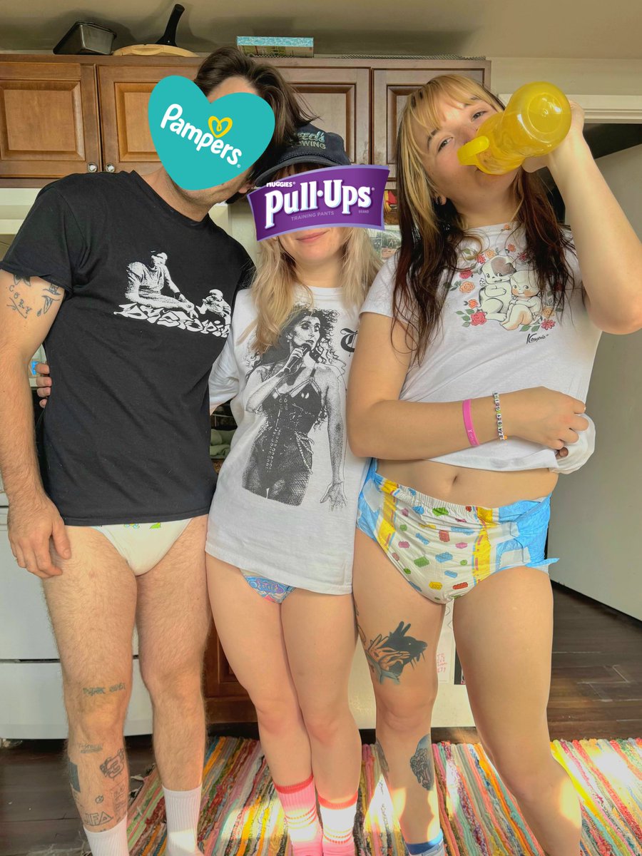 d_subby's tweet photo. Diaper play dates with some of my best pampered pals!!! <3 https://t.co/GDFVeZilzl