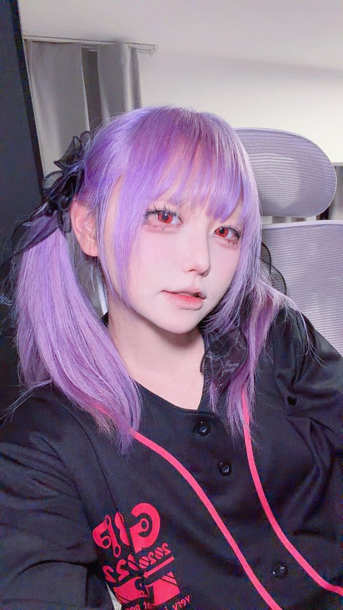 Reiko_0222's tweet photo. 求生活善待这个小女孩😭
#cos #爸爸活 #线下 https://t.co/nzeWWwQsLf