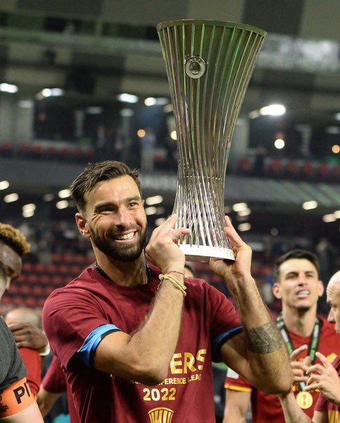 centregoals's tweet image. 🚨🚨| OFFICIAL: Rui Patrício retires from football at the age of 37! 🇵🇹👋🏻