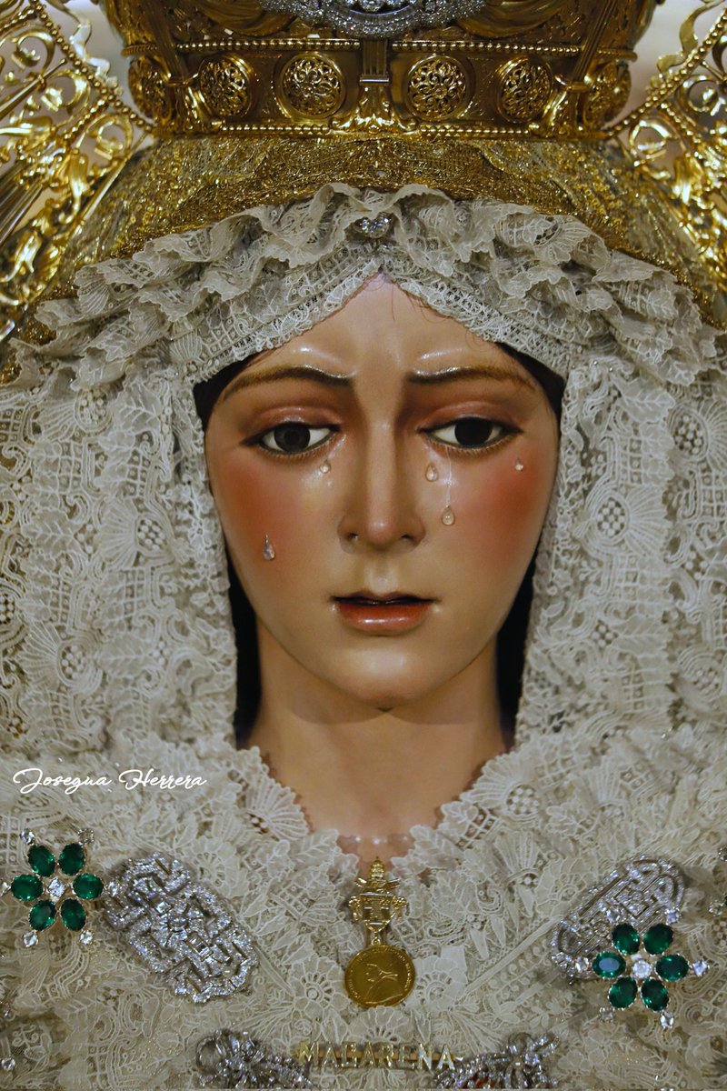 Bajó del Cielo a Sevilla.
<a href="/Hdad_Macarena/">Hermandad de la Macarena</a>