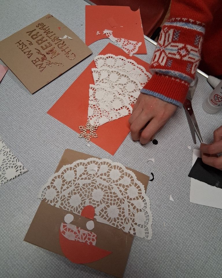 It's Christmas crafts and party time!