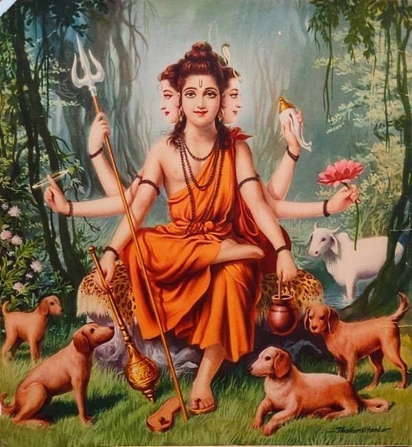 Ōrō tē, Magnifice Dattātreya!
Honōs tibi sit, Deō Grātiae et Omnipotentiāe.
Trīmūrti in ūno, tū es perfectiō ārdēns.
Nūllus tē aequat in mūnere sacrae doctrīnae.
Glōria tibi, Datta! Semper laudaris!
Jaya Guru Datta!