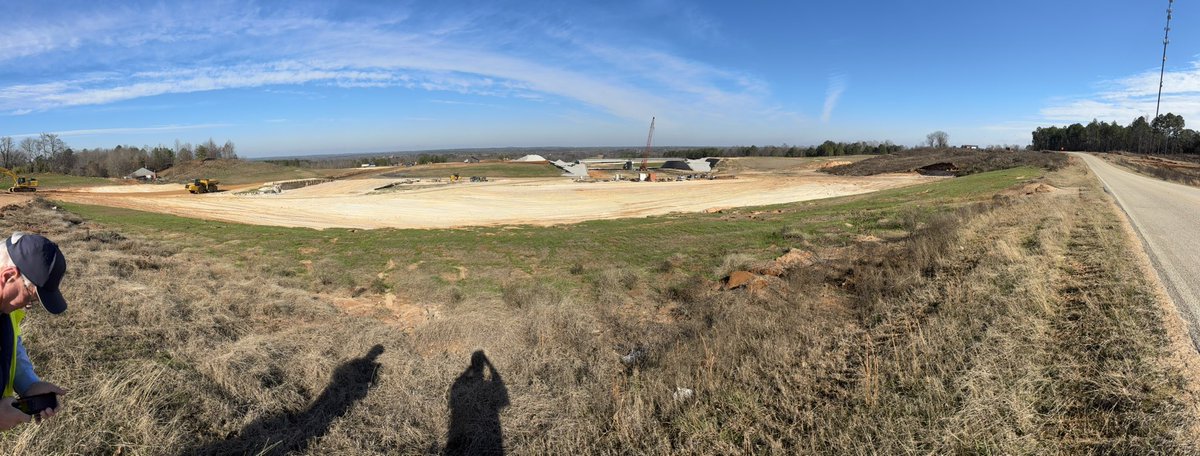 Contractors recently placed the beams on the State Route 2 bridge over the new State Route 15 Ripley bypass in Tippah County.  The $195 project creates 10.5 miles of new 4-lane alignment from Union County to Ripley w/ SR 2 connector in Blue Mtn. <a href="/MississippiDOT/">MDOT</a>