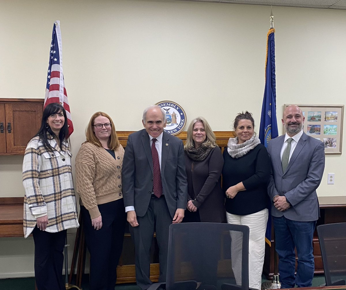 NYSUT Mid-Hudson RO 🍎 tweet media